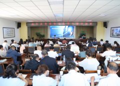 深切进修贯彻国务院和省委、省关于加强食物平